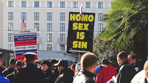 anti-gay-protest-sochi-olympics.jpg